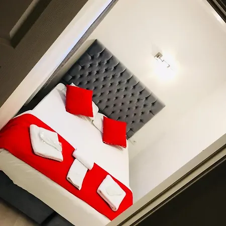Deniz & Suits Aparthotel